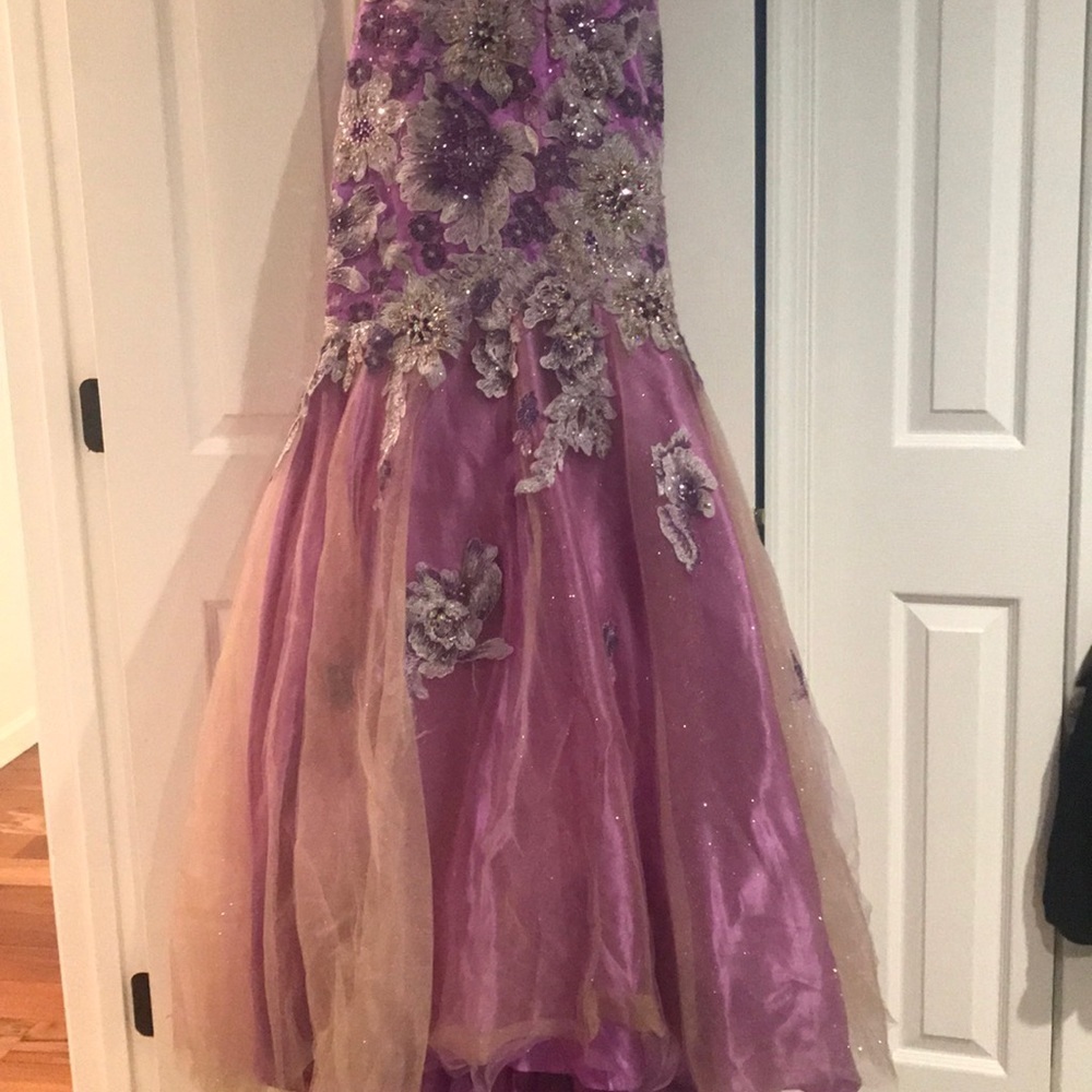 Elegant Strapless Purple Floral Dress - Picture 2 of 6